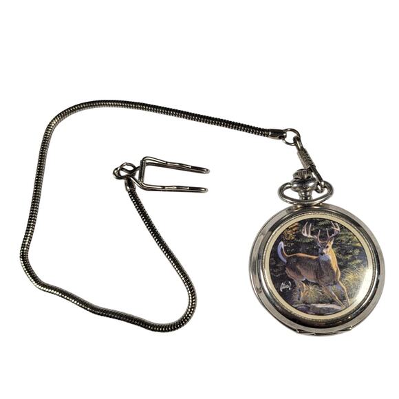 Vintage Wildlife Pocket Watch with Deer Art Design, 14" Chain, Silver-Tone Works - Picture 3 of 14